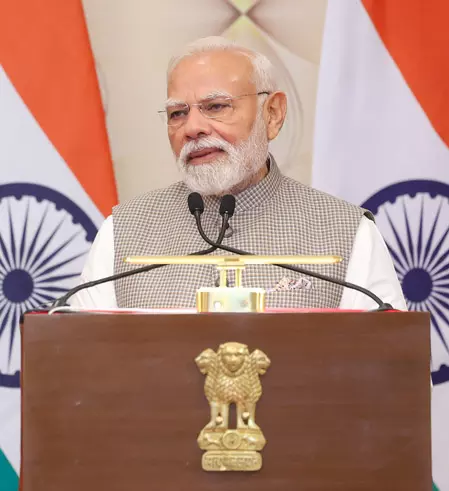 पीएम मोदी आज गुजरात में 34,200 करोड़ से अधिक के विकास परियोजनाओं का उद्घाटन करेंगे पीएम मोदी आज गुजरात में 34,200 करोड़ से अधिक के विकास परियोजनाओं का उद्घाटन करेंगे