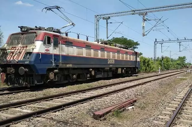Tamil Nadu : 22 सितंबर से कन्याकुमारी के लिए विशेष ट्रेन का संचालन Tamil Nadu : 22 सितंबर से कन्याकुमारी के लिए विशेष ट्रेन का संचालन