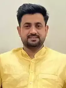 Mandi: त्रासदी में सीएम का विदेश दौरा गैरजिम्मेदाराना: ठाकुर Mandi: त्रासदी में सीएम का विदेश दौरा गैरजिम्मेदाराना: ठाकुर