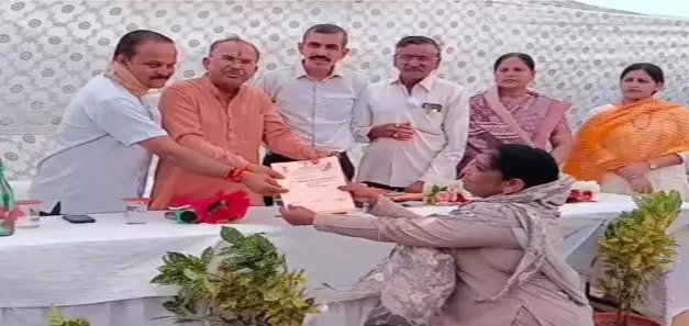 Jaipur: विधानसभा अध्यक्ष ने अजमेर में शहरी सेवा शिविर का किया अवलोकन Jaipur: विधानसभा अध्यक्ष ने अजमेर में शहरी सेवा शिविर का किया अवलोकन