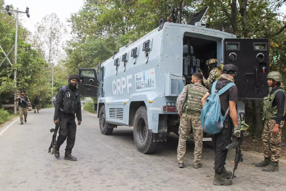 Udhampur: उधमपुर-दोड़ा सीमा पर मुठभेड़, जवान शहीद Udhampur: उधमपुर-दोड़ा सीमा पर मुठभेड़, जवान शहीद