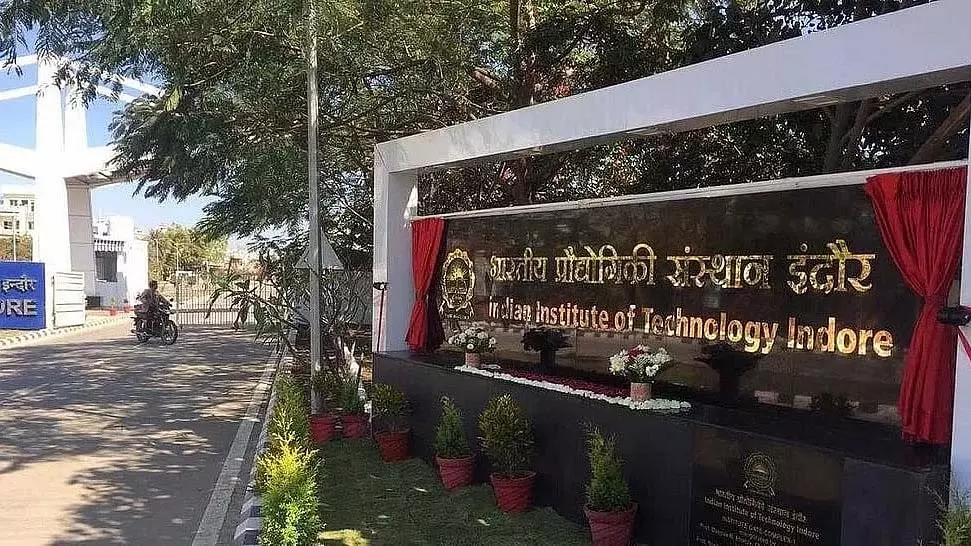 IIT-Indore ने धातु योजक विनिर्माण में क्रांति लाने के लिए टिकाऊ माइक्रो-प्लाज्मा 3D प्रिंटिंग तकनीक विकसित की IIT-Indore ने धातु योजक विनिर्माण में क्रांति लाने के लिए टिकाऊ माइक्रो-प्लाज्मा 3D प्रिंटिंग तकनीक विकसित की