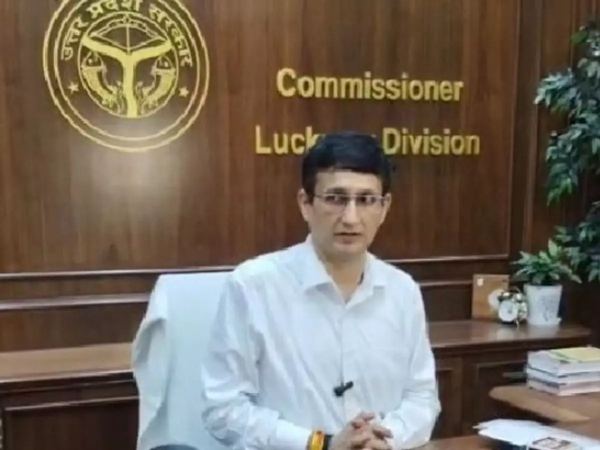 Lucknow: नवनियुक्त आयुक्त पंत ने ट्रैफिक सुधार को बनाया प्राथमिकता Lucknow: नवनियुक्त आयुक्त पंत ने ट्रैफिक सुधार को बनाया प्राथमिकता