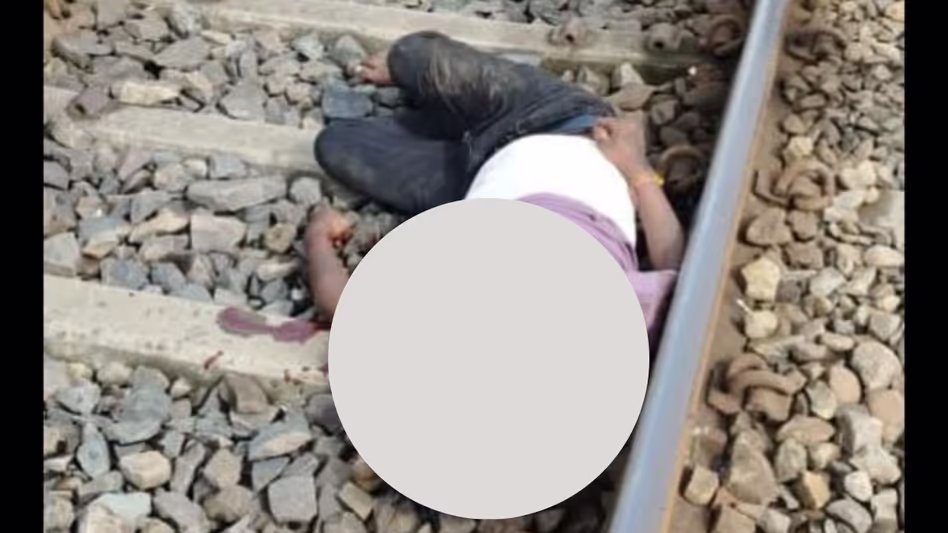 सिलचर में धुबरी के शिक्षक की संदिग्ध मौत से हंगामा, परिवार ने लगाया गड़बड़ी का आरोप सिलचर में धुबरी के शिक्षक की संदिग्ध मौत से हंगामा, परिवार ने लगाया गड़बड़ी का आरोप