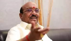 Kerala : वेल्लप्पल्ली नटेसन ने खुद को पिनाराई विजयन का भक्त बताया Kerala : वेल्लप्पल्ली नटेसन ने खुद को पिनाराई विजयन का भक्त बताया