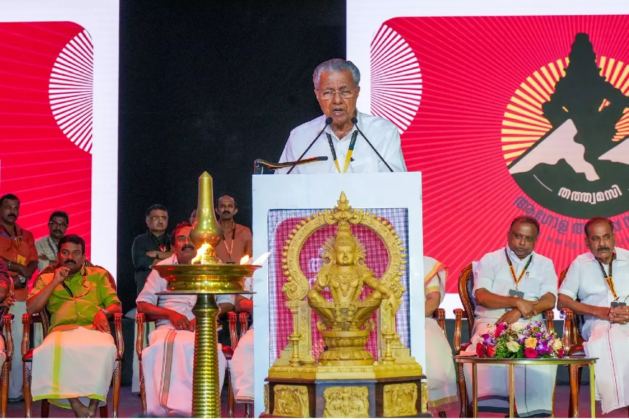 kerala: अयप्पा मण्डली को मिली आलोचना, गुलदस्तों की अपेक्षा ज्यादा टिप्पणियां kerala: अयप्पा मण्डली को मिली आलोचना, गुलदस्तों की अपेक्षा ज्यादा टिप्पणियां