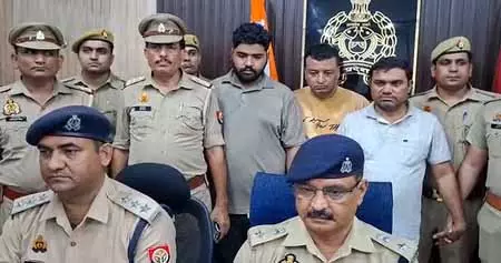 DUBAI में बैठे बदमाश की डिमांड पर गाड़ियां चुराता गैंग, 3 आरोपी गिरफ्तार DUBAI में बैठे बदमाश की डिमांड पर गाड़ियां चुराता गैंग, 3 आरोपी गिरफ्तार