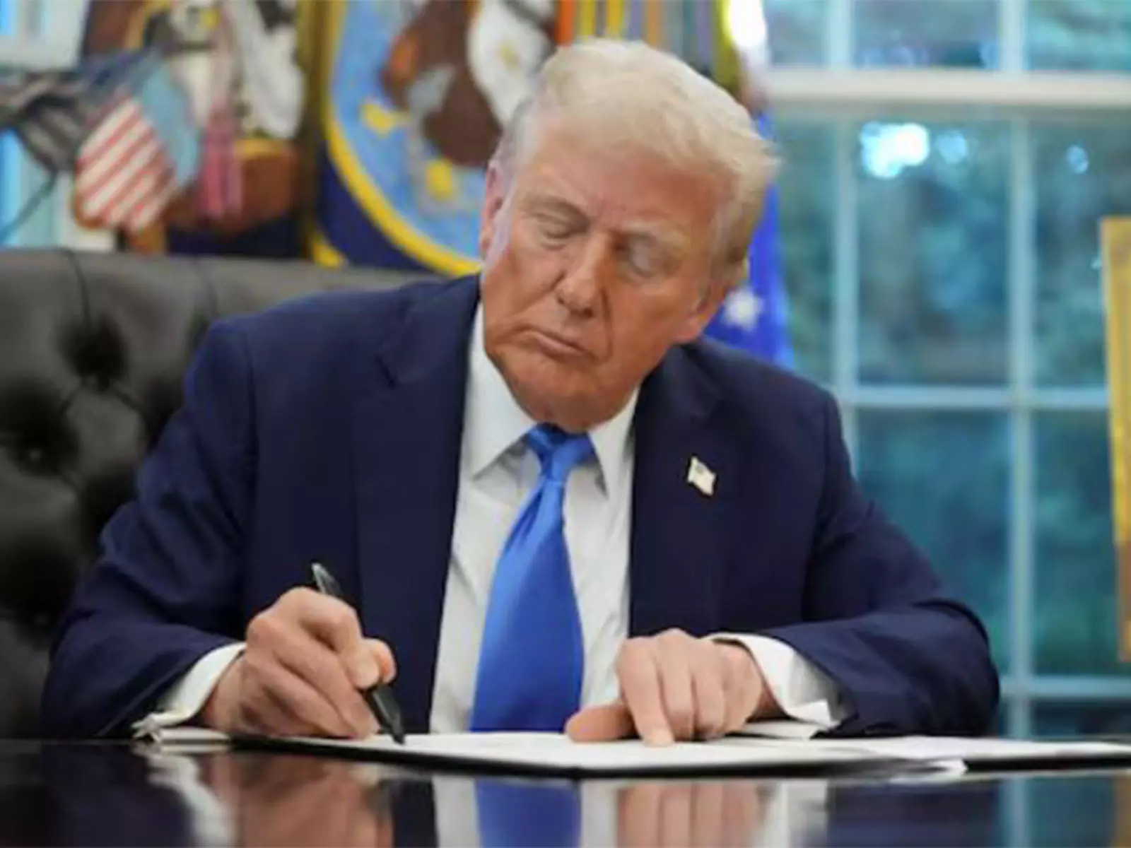H1B वीज़ा पर नए नियम केवल नए आवेदकों पर लागू H1B वीज़ा पर नए नियम केवल नए आवेदकों पर लागू