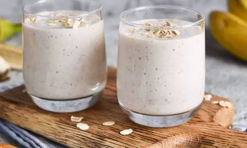 Banana Oats Smoothie: स्वास्थ्यवर्धक पेय