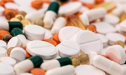 मौजूदा दवाइयाँ भी 5% कर के साथ कम कीमत पर खरीदी जा सकती है मौजूदा दवाइयाँ भी 5% कर के साथ कम कीमत पर खरीदी जा सकती है