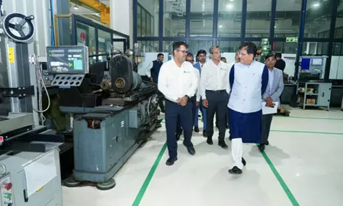 भारत का 2047 तक 35 ट्रिलियन डॉलर की अर्थव्यवस्था बनने का लक्ष्य, विकास का प्रमुख इंजन होगा मैन्युफैक्चरिंग भारत का 2047 तक 35 ट्रिलियन डॉलर की अर्थव्यवस्था बनने का लक्ष्य, विकास का प्रमुख इंजन होगा मैन्युफैक्चरिंग