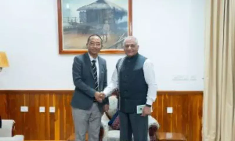Mizoram: प्रशासनिक सेवा से लोकपाल तक, सी. ललथनमाविया ने ली शपथ Mizoram: प्रशासनिक सेवा से लोकपाल तक, सी. ललथनमाविया ने ली शपथ