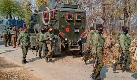 आतंकियों से मुठभेड़ में उधमपुर का जवान शहीद, सर्च ऑपरेशन तेज आतंकियों से मुठभेड़ में उधमपुर का जवान शहीद, सर्च ऑपरेशन तेज