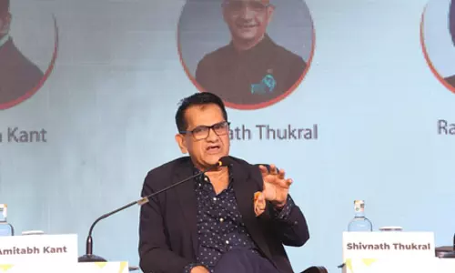 एच-1बी वीजा के नए नियमों से अमेरिका में ग्लोबल टैलेंट के लिए बंद हुए दरवाजे, भारत को होगा फायदा : अमिताभ कांत एच-1बी वीजा के नए नियमों से अमेरिका में ग्लोबल टैलेंट के लिए बंद हुए दरवाजे, भारत को होगा फायदा : अमिताभ कांत