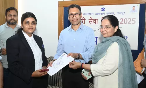 Jaipur: यूडीएच के प्रिंसीपल सेक्रेट्री ने जवाहर सर्किल शहरी सेवा शिविर का निरीक्षण Jaipur: यूडीएच के प्रिंसीपल सेक्रेट्री ने जवाहर सर्किल शहरी सेवा शिविर का निरीक्षण