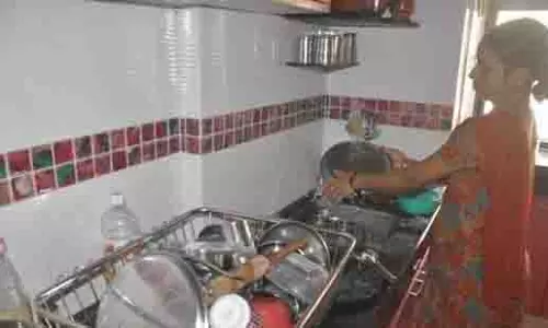 Karnataka: घरेलू कामगारों के लिए नया कानून प्रस्तावित Karnataka: घरेलू कामगारों के लिए नया कानून प्रस्तावित