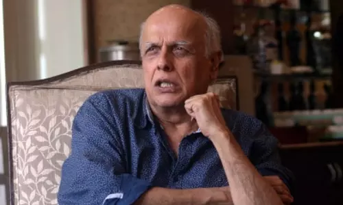 तू मेरी पूरी कहानी : महेश भट्ट ने बताया कैसे संवारा सुहृता दास का निर्देशन कौशल तू मेरी पूरी कहानी : महेश भट्ट ने बताया कैसे संवारा सुहृता दास का निर्देशन कौशल