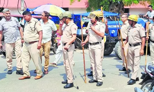 Sonipat: सफाई कर्मचारियों की झड़प, पुलिस कार्रवाई
