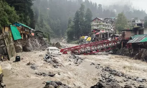 आपदाओं से सीख लेते हुए हिमाचल सरकार ग्रामीण क्षेत्रों के लिए सख्त भवन निर्माण मानदंड बनाएगी: राजेश धर्माणी आपदाओं से सीख लेते हुए हिमाचल सरकार ग्रामीण क्षेत्रों के लिए सख्त भवन निर्माण मानदंड बनाएगी: राजेश धर्माणी