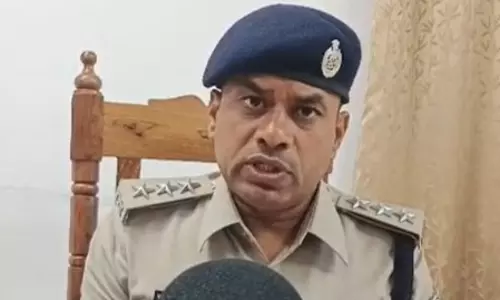 Grand Plaza अपार्टमेंट से गिरकर युवक की संदिग्ध मौत, जांच में जुटी पुलिस Grand Plaza अपार्टमेंट से गिरकर युवक की संदिग्ध मौत, जांच में जुटी पुलिस
