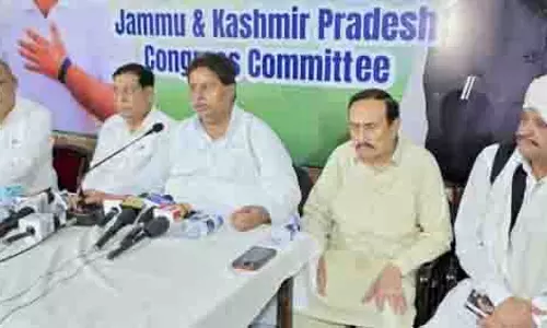 केंद्र हिमाचल प्रदेश, पंजाब जैसे बड़े राहत पैकेज की घोषणा करने में विफल: Cong केंद्र हिमाचल प्रदेश, पंजाब जैसे बड़े राहत पैकेज की घोषणा करने में विफल: Cong