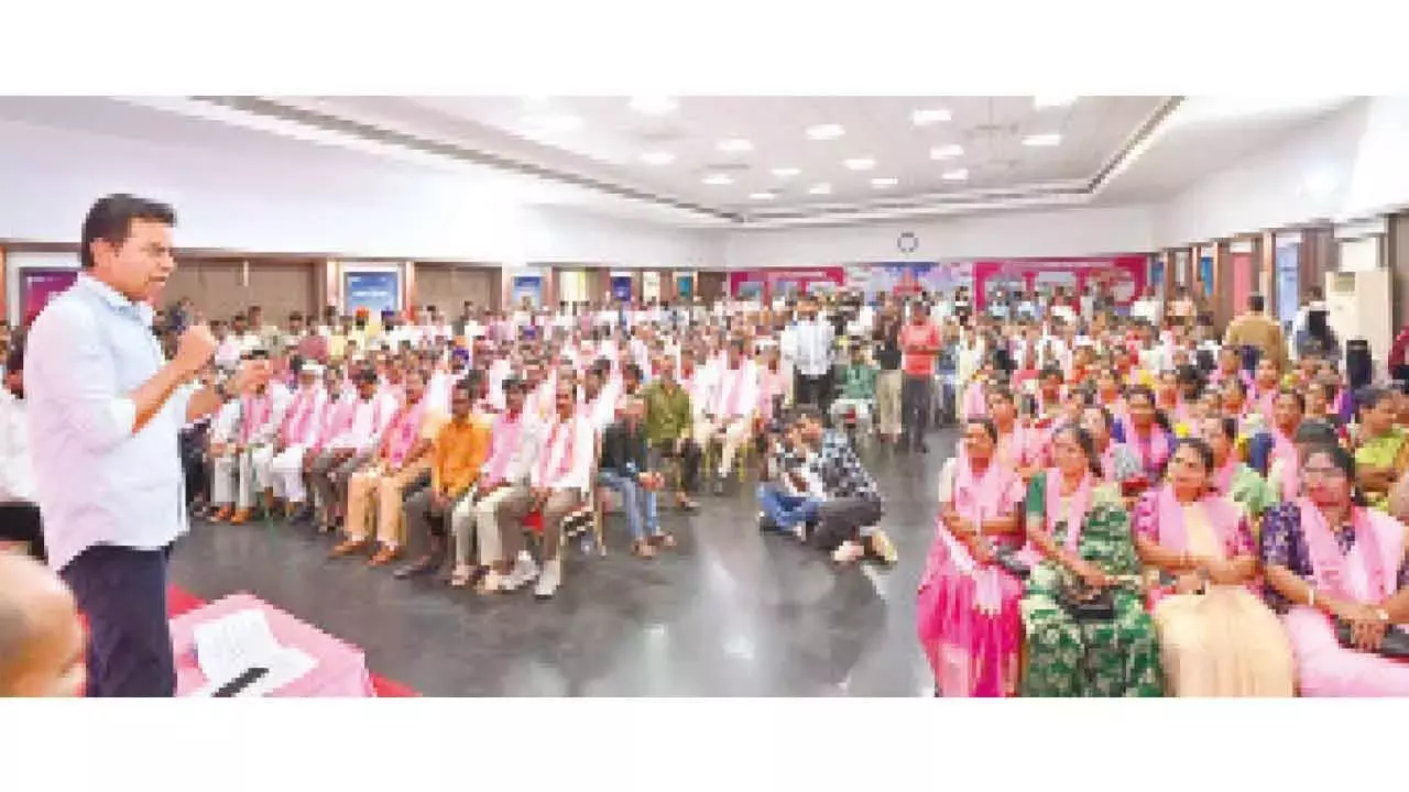 Telangana: मगंती सुनीता जेएच उपचुनाव के लिए BRS उम्मीदवार हैं