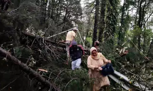 Himachal: भारी भूस्खलन से मैक्लोडगंज मुख्य मार्ग अवरुद्ध