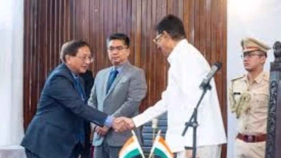 पूर्व आईपीएस अधिकारी सी. ललथनमाविया ने Mizoram स्थानीय निकाय लोकपाल के रूप में शपथ ली