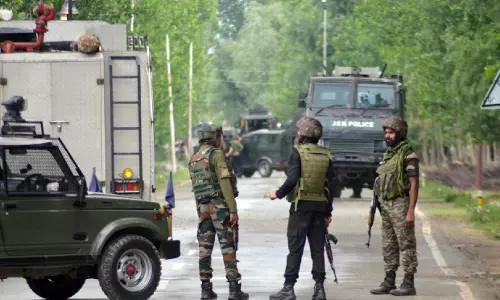 Jammu-Kashmir: डोडा और उधमपुर इलाके में मुठभेड़, सेना का जवान शहीद Jammu-Kashmir: डोडा और उधमपुर इलाके में मुठभेड़, सेना का जवान शहीद