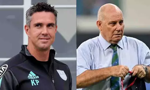 Asia Cup: विवाद में नई हलचल, पीटरसन ने उठाया खेल भावना पर सवाल Asia Cup: विवाद में नई हलचल, पीटरसन ने उठाया खेल भावना पर सवाल