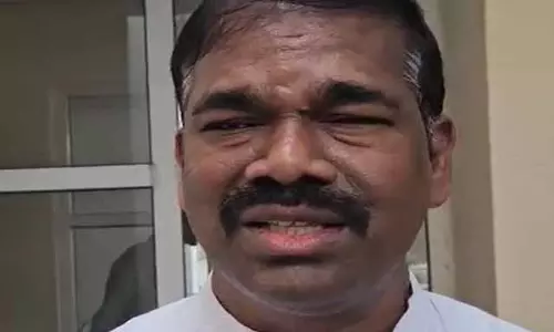 स्कूलों में भगवत गीता पाठ की योजना पर भाजपा विधायक अगस्ती बेहरा ने जताई खुशी स्कूलों में भगवत गीता पाठ की योजना पर भाजपा विधायक अगस्ती बेहरा ने जताई खुशी