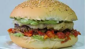 Aloo Tikki Burger :घर पर बनाएं बच्चों की फेवरेट इवनिंग स्नैक Aloo Tikki Burger :घर पर बनाएं बच्चों की फेवरेट इवनिंग स्नैक