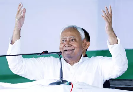 बिहार में विकास मित्रों को टैबलेट के लिए 25 हजार, परिवहन भत्ता भी बढ़ाया गया बिहार में विकास मित्रों को टैबलेट के लिए 25 हजार, परिवहन भत्ता भी बढ़ाया गया