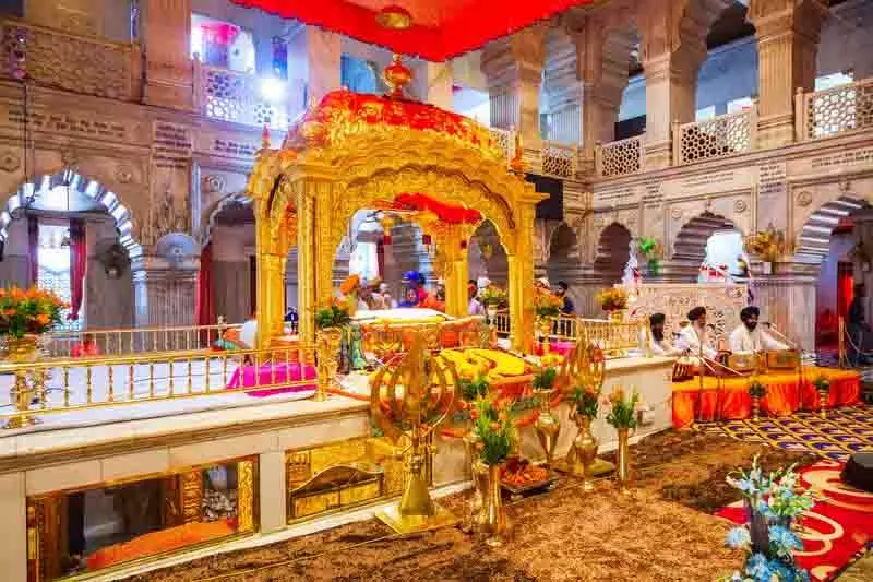 Punjab: सरब धर्म सम्मेलन गुरु तेग बहादुर की शहादत का प्रतीक है Punjab: सरब धर्म सम्मेलन गुरु तेग बहादुर की शहादत का प्रतीक है