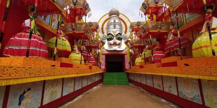 नयापल्ली पंडाल में केरल की कथकली का प्रदर्शन किया जाएगा नयापल्ली पंडाल में केरल की कथकली का प्रदर्शन किया जाएगा