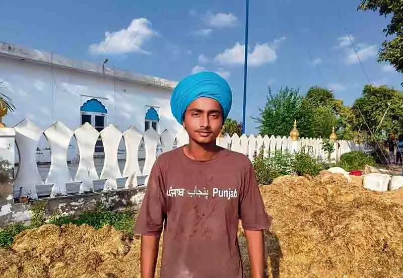 Sultanpur Lodhi के किशोर किसान गुरजोत के लिए मदद का अंबार, सांसद साहनी उठाएंगे शिक्षा का खर्च Sultanpur Lodhi के किशोर किसान गुरजोत के लिए मदद का अंबार, सांसद साहनी उठाएंगे शिक्षा का खर्च