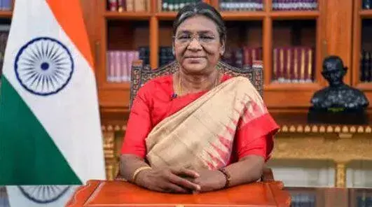 kerala: राष्ट्रपति द्रौपदी मुर्मू अगले महीने सबरीमाला जाएंगी kerala: राष्ट्रपति द्रौपदी मुर्मू अगले महीने सबरीमाला जाएंगी