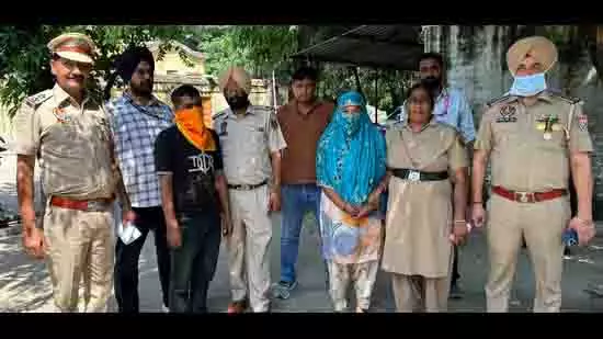 Ludhiana: रेलवे स्टेशन से अपहृत बच्चा बरामद, महिला और सहयोगी गिरफ्तार Ludhiana: रेलवे स्टेशन से अपहृत बच्चा बरामद, महिला और सहयोगी गिरफ्तार