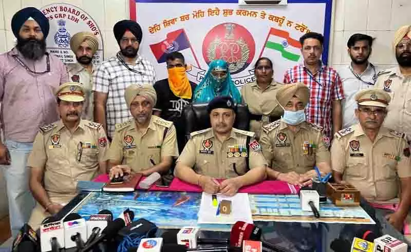 Ludhiana: एक साल के अपहृत बच्चे को बचाया गया, महिला समेत दो लोग पुलिस की गिरफ्त में Ludhiana: एक साल के अपहृत बच्चे को बचाया गया, महिला समेत दो लोग पुलिस की गिरफ्त में
