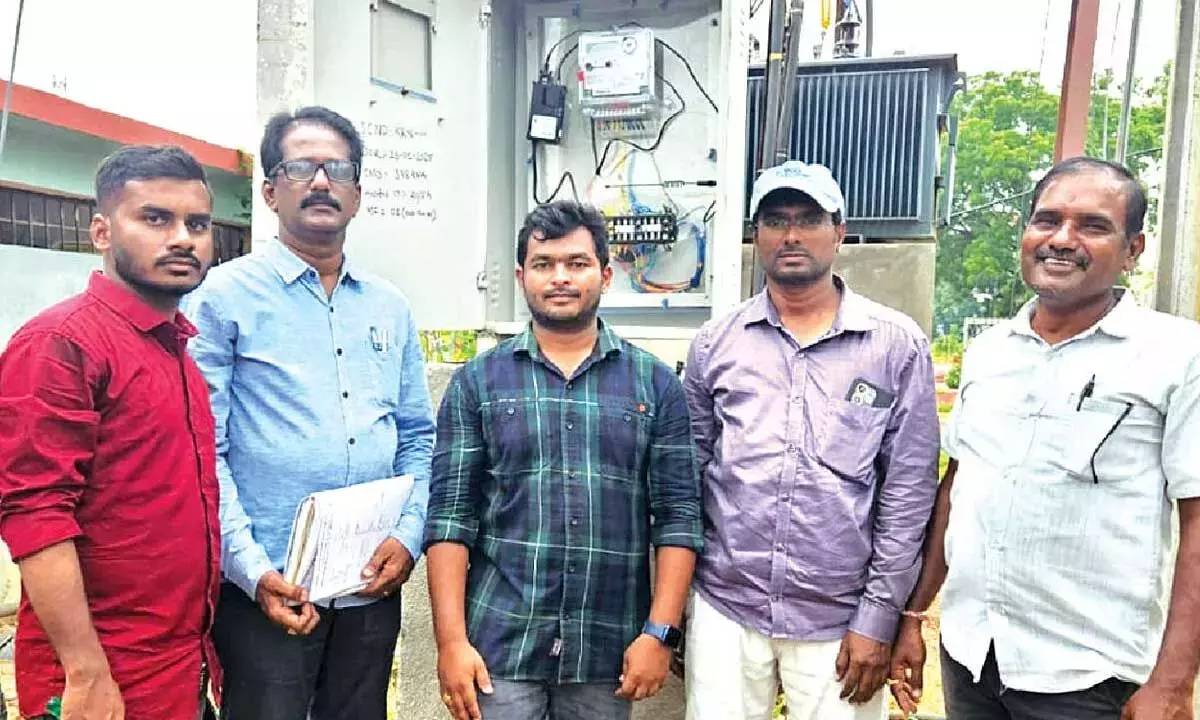 Telangana: मैन्युअल बिलिंग की समस्याओं को दूर करने के लिए ‘स्वचालित मीटर रीडिंग’ Telangana: मैन्युअल बिलिंग की समस्याओं को दूर करने के लिए ‘स्वचालित मीटर रीडिंग’