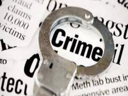 Chinchwad में चाकू की नोक पर बुजुर्ग महिलाओं को लूटने वाले तीन लुटेरे गिरफ्तार Chinchwad में चाकू की नोक पर बुजुर्ग महिलाओं को लूटने वाले तीन लुटेरे गिरफ्तार