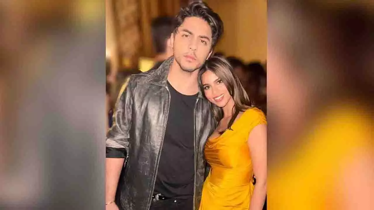 Suhana Khan का भाई आर्यन को स्पेशल मैसेज: हमेशा नंबर 1 Suhana Khan का भाई आर्यन को स्पेशल मैसेज: हमेशा नंबर 1