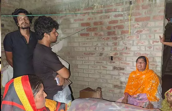 प्रवासी मजदूर ने उधार पर टिकट खरीदकर घर लौटते ही 2 दिन में कर ली आत्महत्या प्रवासी मजदूर ने उधार पर टिकट खरीदकर घर लौटते ही 2 दिन में कर ली आत्महत्या