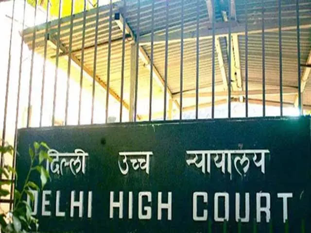 तिहाड़ में बट्ट-अफजल गुरु की कब्र हटाने की मांग दिल्ली हाईकोर्ट में तिहाड़ में बट्ट-अफजल गुरु की कब्र हटाने की मांग दिल्ली हाईकोर्ट में