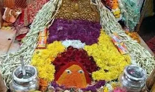 Himachal: माता चिंतपूर्णी मंदिर में नवरात्रि के लिए सुरक्षा के कड़े इंतजाम Himachal: माता चिंतपूर्णी मंदिर में नवरात्रि के लिए सुरक्षा के कड़े इंतजाम
