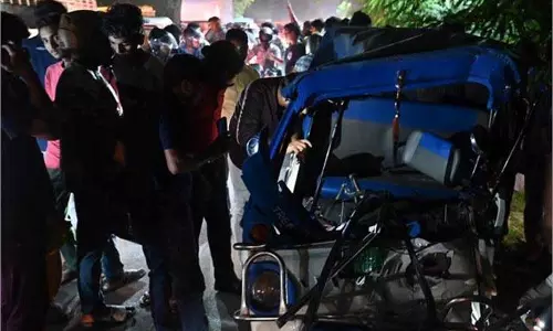 Lucknow: नशे में धुत थार  चालक ने ई-रिक्शा समेत 8 लोगों को कुचला, 2 की मौत