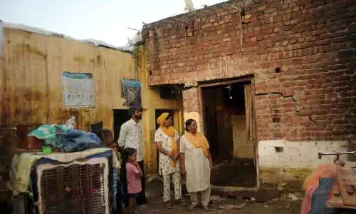 बाढ़ से प्रभावित Amritsar के ग्रामीण जीवनयापन के लिए संघर्ष कर रहे बाढ़ से प्रभावित Amritsar के ग्रामीण जीवनयापन के लिए संघर्ष कर रहे