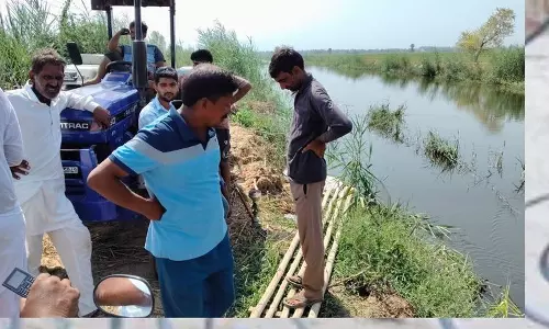 Sirsa गांव में नाले के रिसाव से जलभराव की आशंका Sirsa गांव में नाले के रिसाव से जलभराव की आशंका