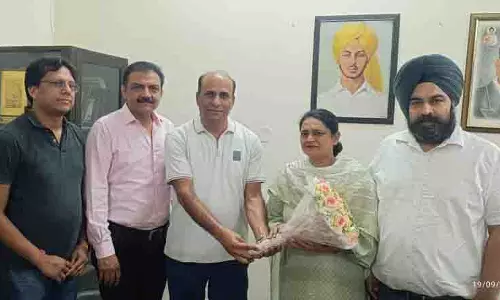 डॉ. सिमरदीप कौर ने फगवाड़ा सिविल अस्पताल में SMO का पदभार संभाला डॉ. सिमरदीप कौर ने फगवाड़ा सिविल अस्पताल में SMO का पदभार संभाला