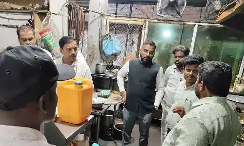 जो होटल मालिक साफ-सफाई नहीं रखेंगे, उन पर जुर्माना लगाया जाएगा और चेतावनी दी जाएगी।